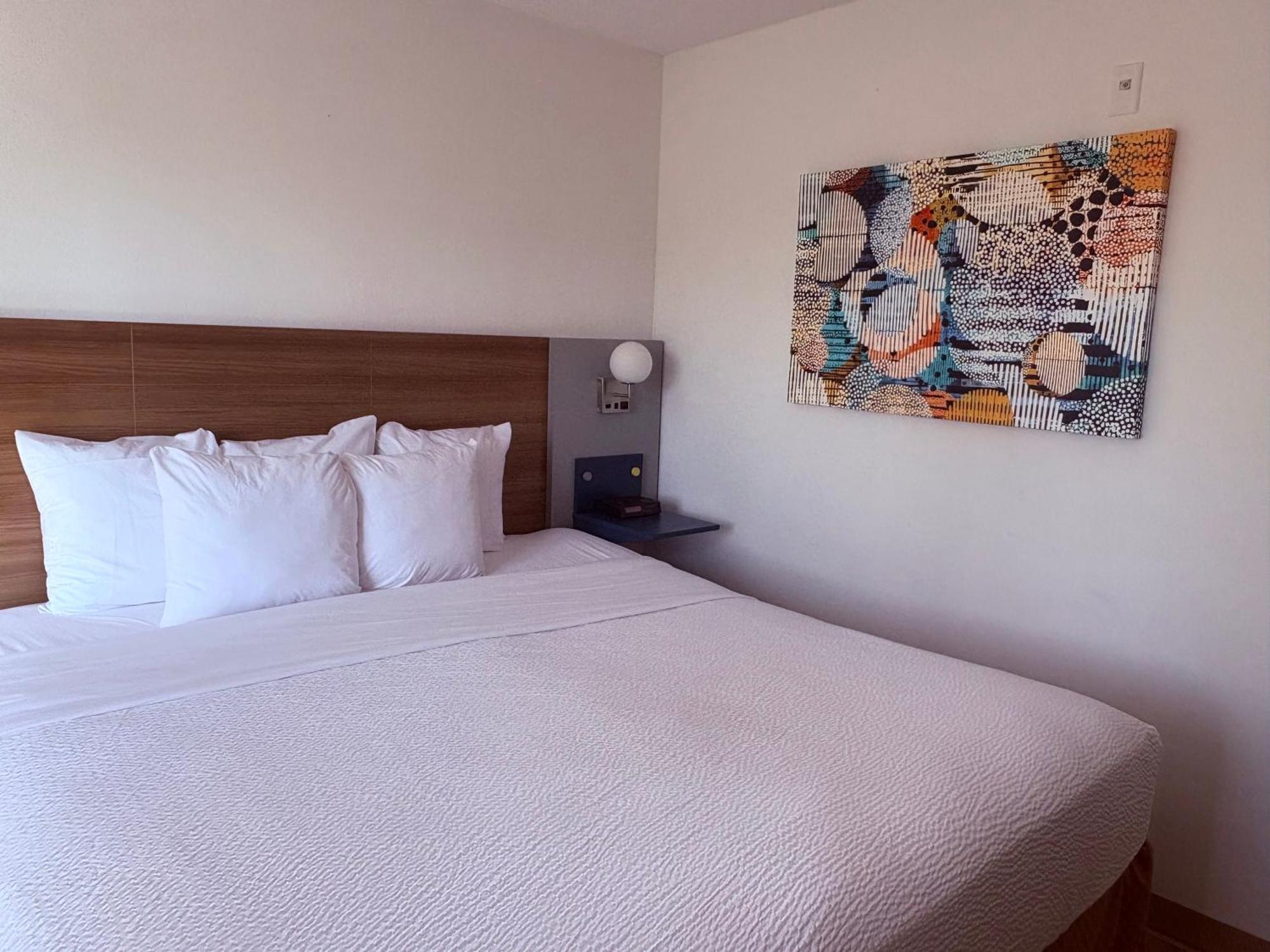 Microtel Inn & Suites By Wyndham Denver Airport Екстериор снимка