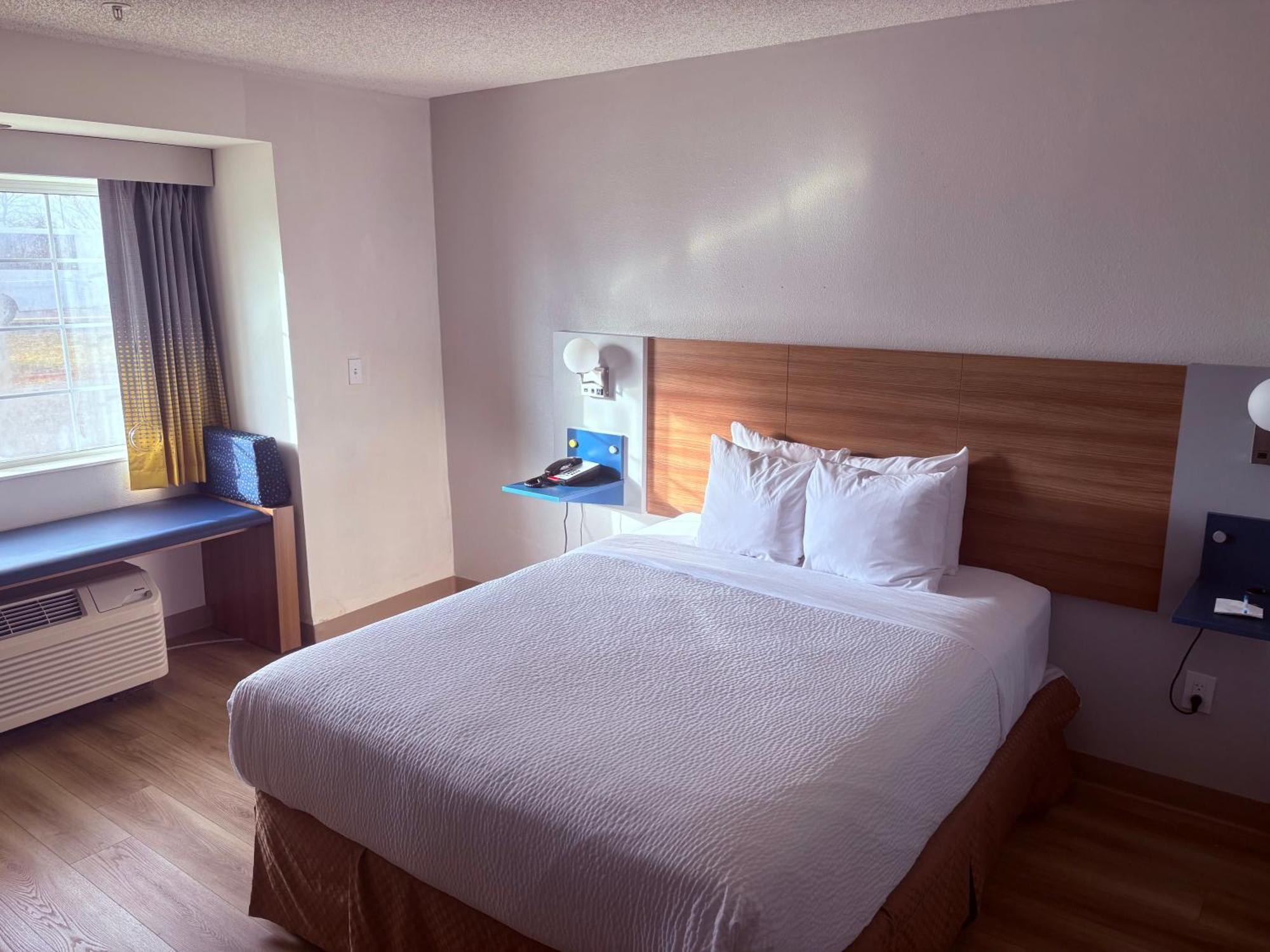 Microtel Inn & Suites By Wyndham Denver Airport Екстериор снимка