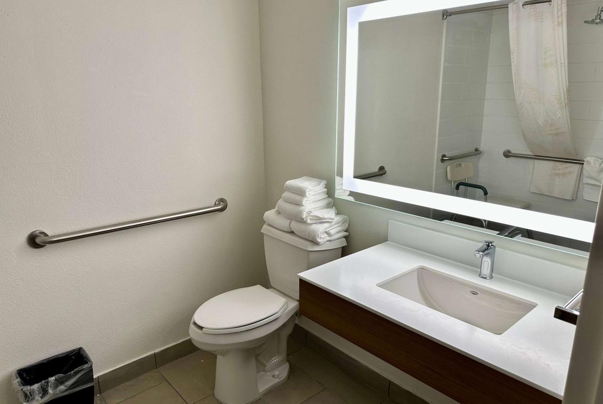 Microtel Inn & Suites By Wyndham Denver Airport Екстериор снимка